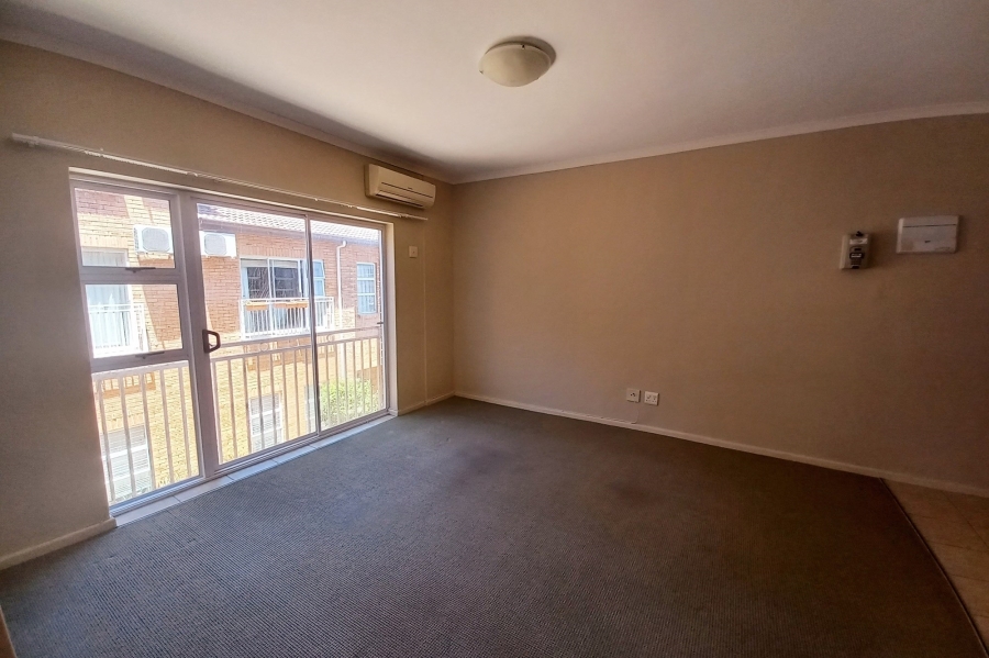 1 Bedroom Property for Sale in Burgundy Estate Western Cape